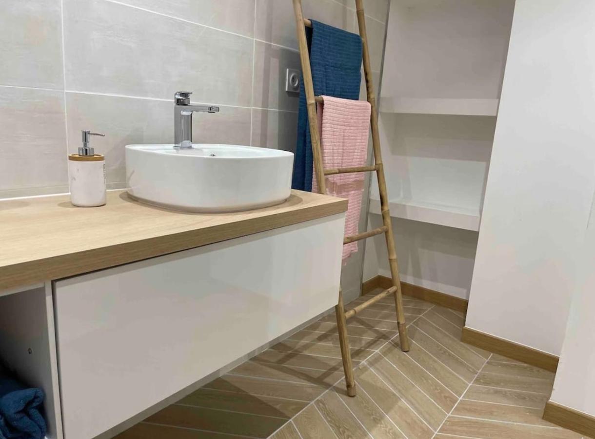 Apartmán Le Duplex - Gare / Tram / Netflix Fontaine  Exteriér fotografie